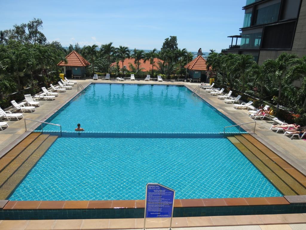 View Talay 6 Suite Apartments Pattaya Esterno foto