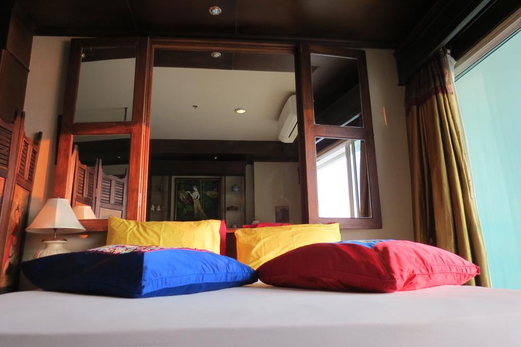 View Talay 6 Suite Apartments Pattaya Esterno foto