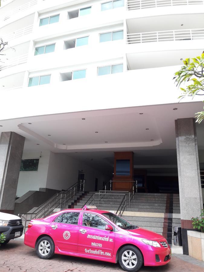 View Talay 6 Suite Apartments Pattaya Esterno foto