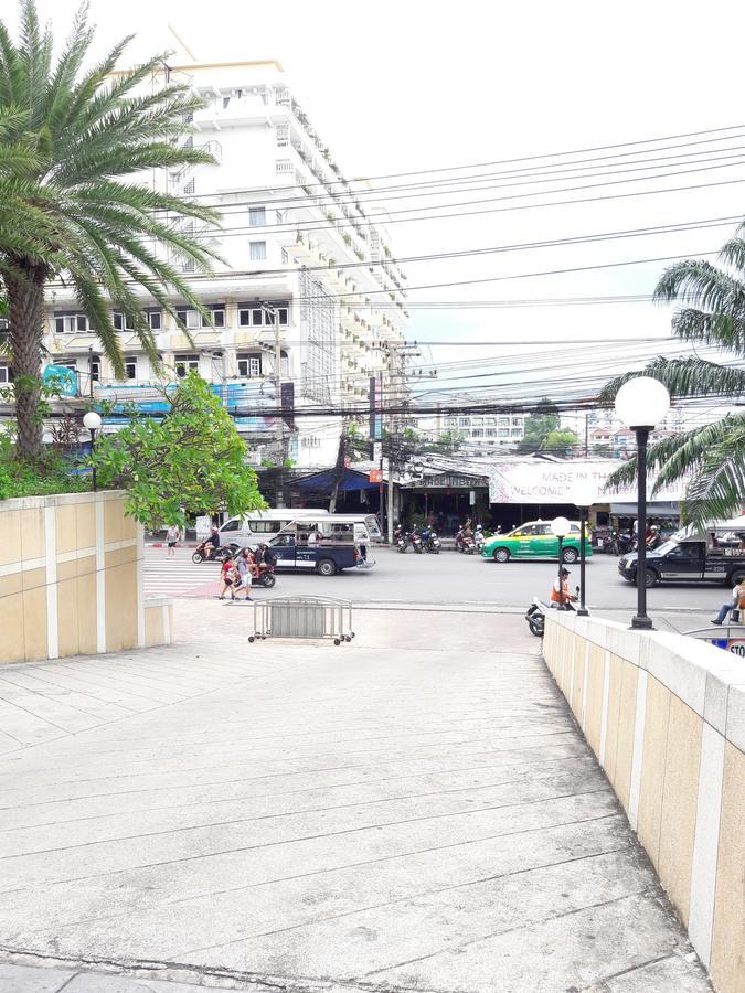 View Talay 6 Suite Apartments Pattaya Esterno foto